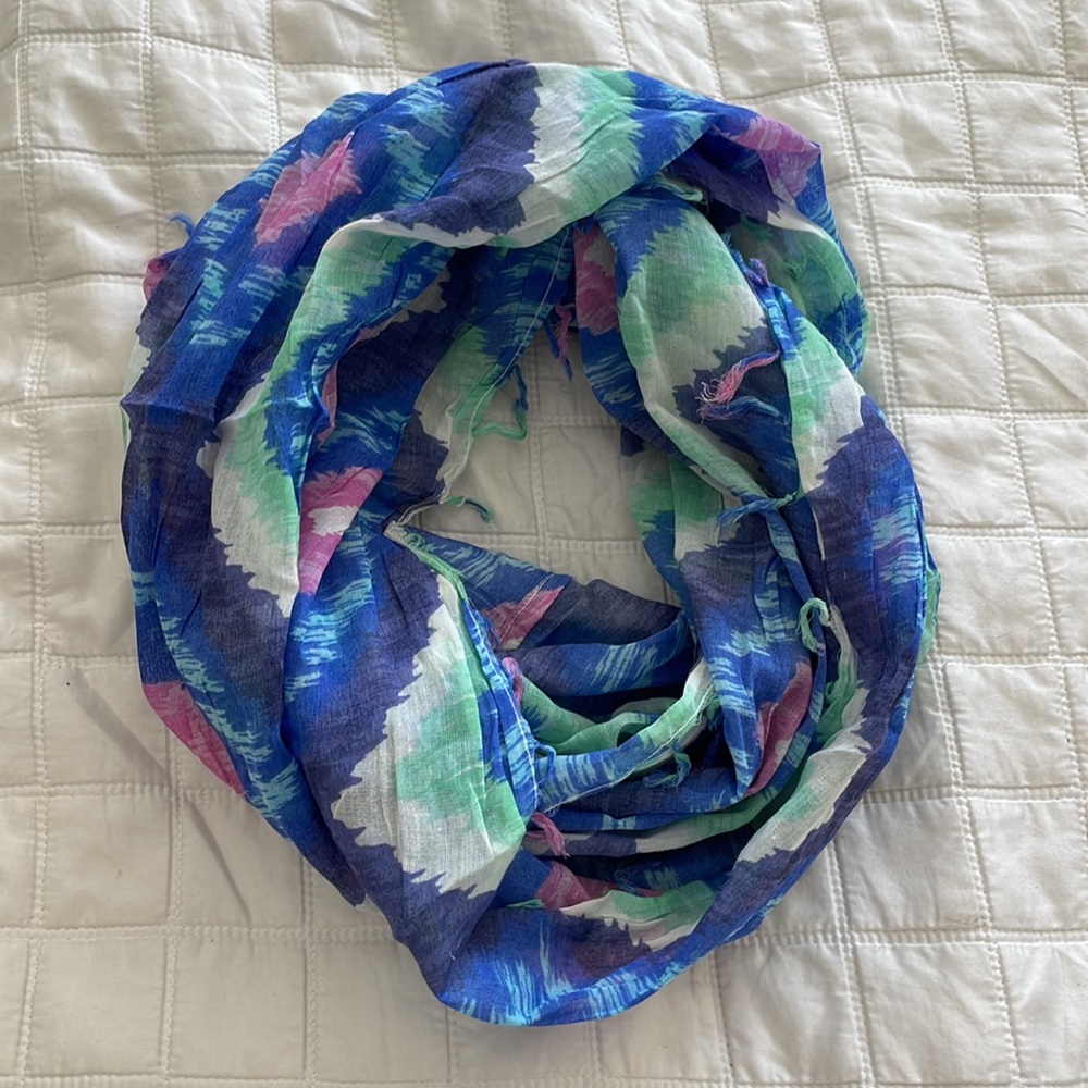 Printed infinity scarf